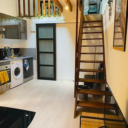 Lägenhet Et Paisible Duplex A Gare
